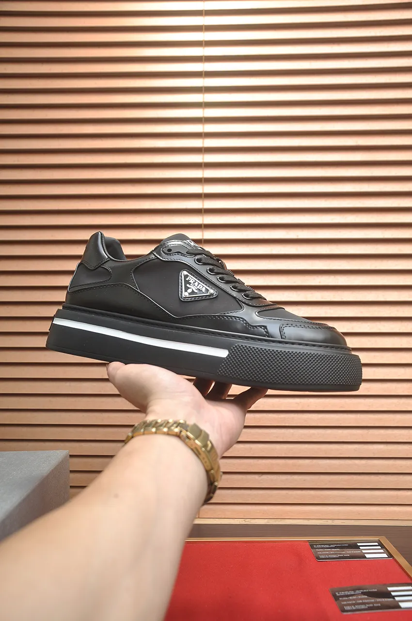 Men's shoes 💰580💶【PRADA】Top original, new season, high quality original goods, top imported calfskin with original imported glue, imported cowhide inside with original cowhide feet, original outsole! Quality guaranteed! Code 38-45 (45 customized)